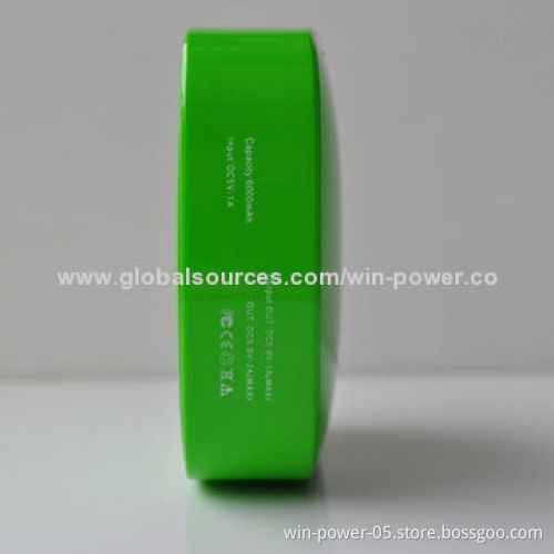 Power Bank with Lithium Polymer Battery Inside, High-quality, Meet Safe Requirements